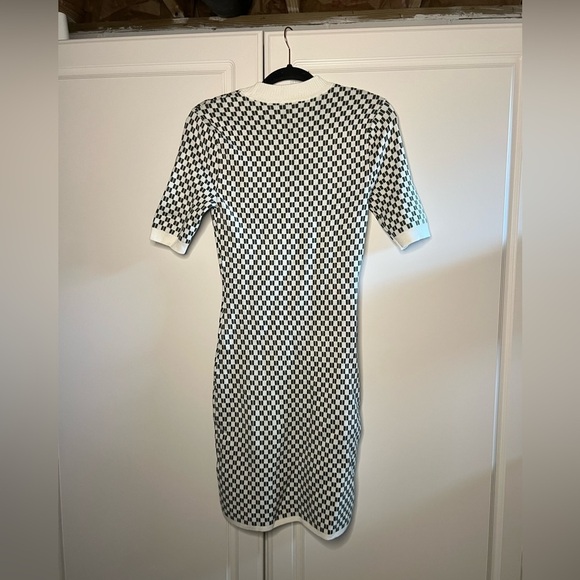 Abercrombie & Fitch Checkered Knit Sweater Mini Dress - Picture 11 of 13